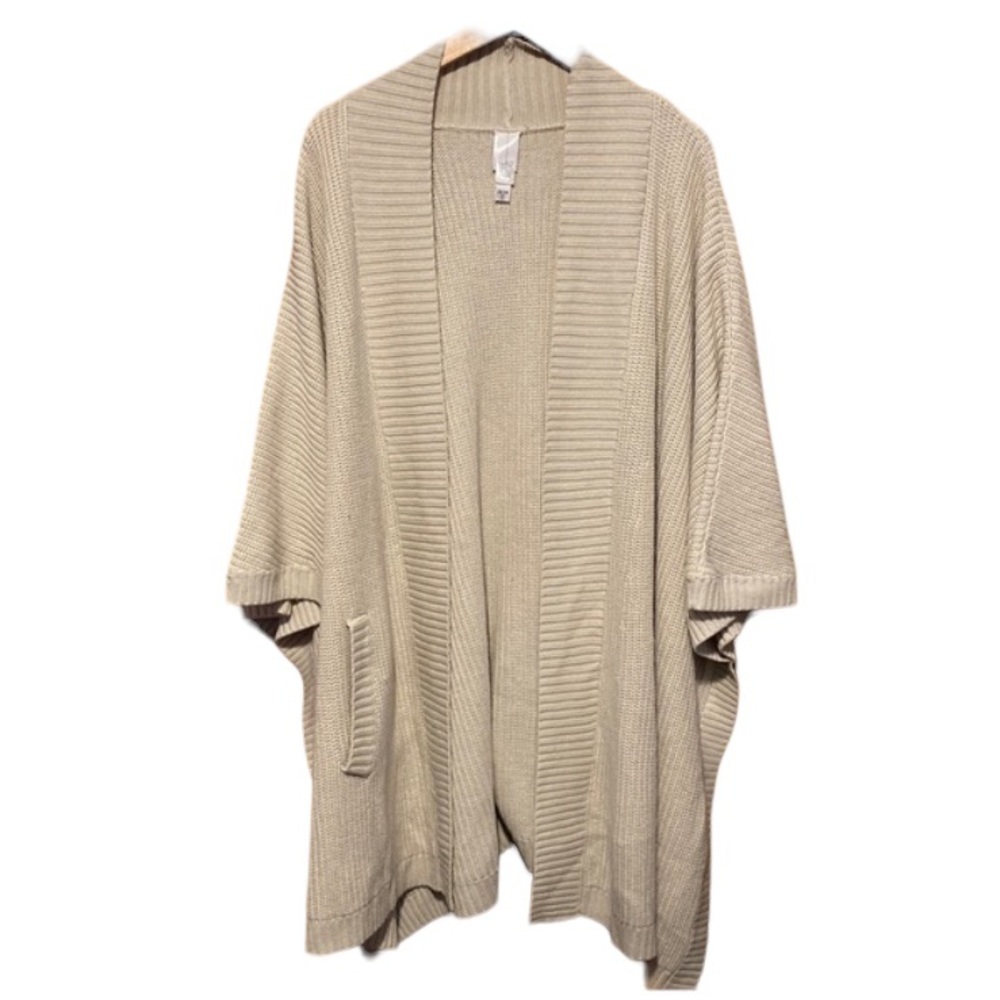 Wynne Layers tan oversized poncho with arm holes pockets knit cardigan 2X
